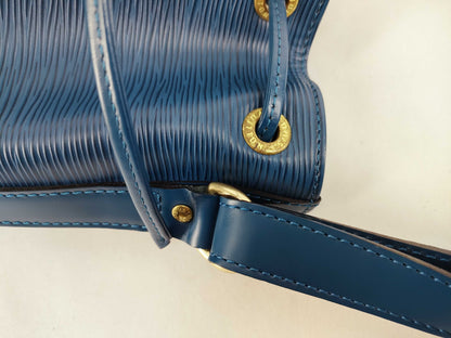 LOUIS VUITTON Epi Petit Noe Blue Shoulder Bag