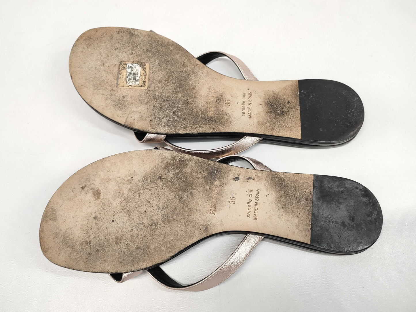HERMES Medor Thong Sandals Size 36