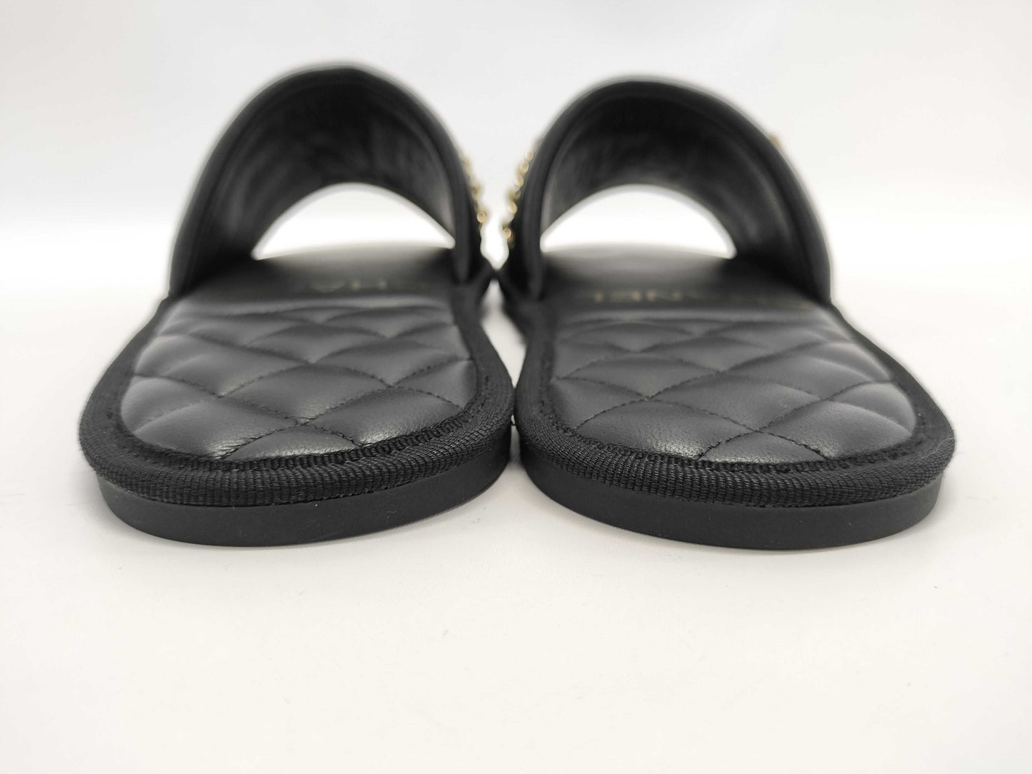 CHANEL Coco Mark Pearl Chain Leather Flat Sandals XS Slippers