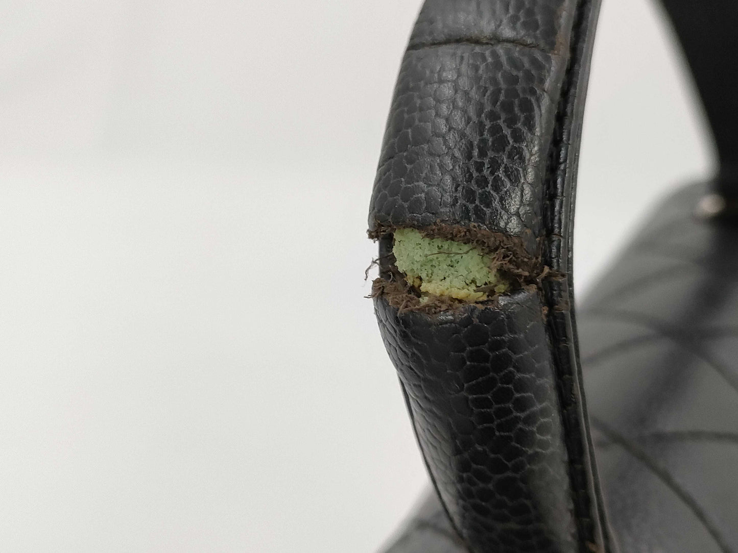 CHANEL Caviar Skin Matelasse Hand Bag