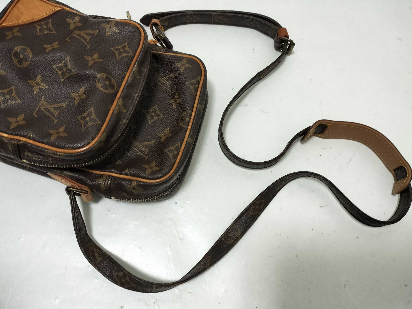 LOUIS VUITTON Monogram Shoulder Bag Amazon PM Shoulder Bag