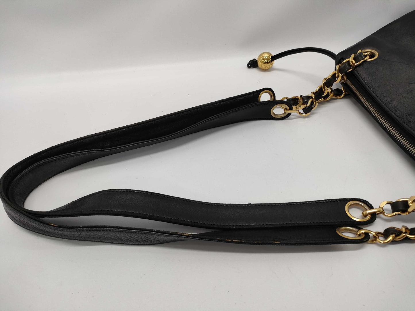 CHANEL Matelasse Shoulder Bag, Chain Shoulder Bag, Lambskin, Black, with Seal Marks, Grade B