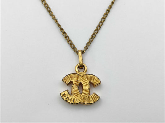 CHANEL Coco Rhinestone Necklace