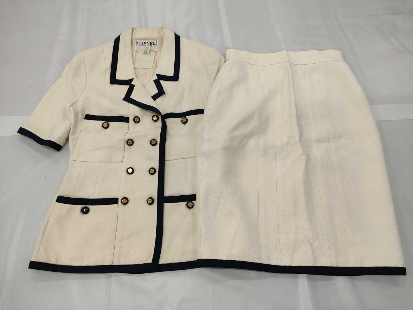 CHANEL VINTAGE Jacket Set, Size 42, White, Coco Mark Buttons, Other Apparel