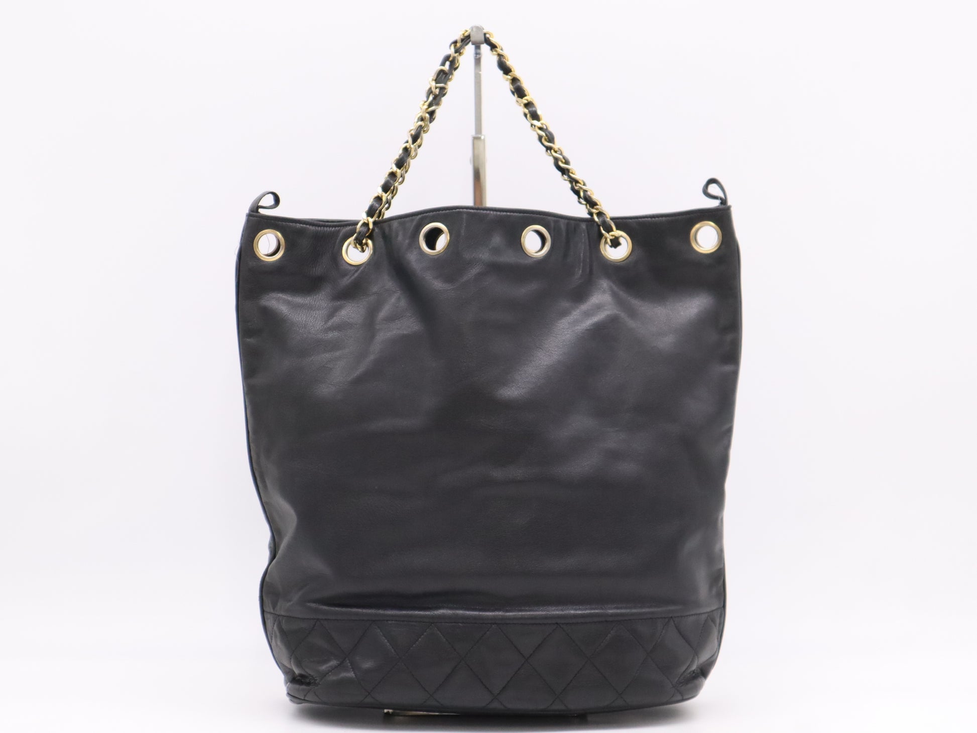 CHANEL Leather Drawstring Chain Shoulder Bag in Black with GD Hardware