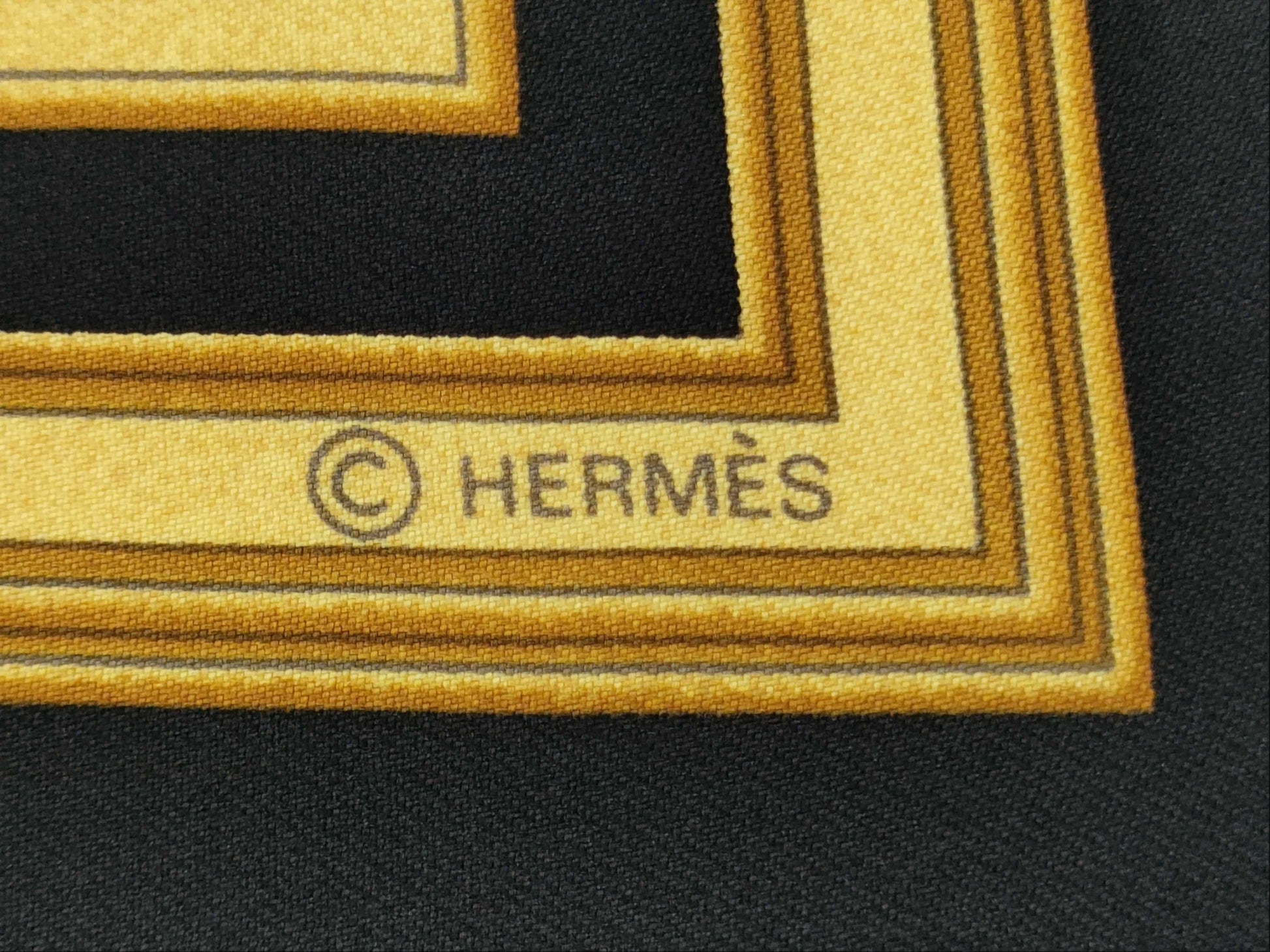 HERMES Silk Carré 90 LES TUILERIES Tuileries Garden Black Scarf