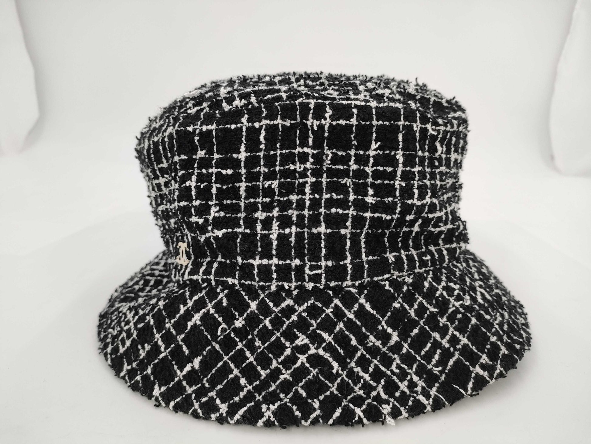 CHANEL Tweed Bucket Hat with Coco Mark, Black, Size: M Other Accessories