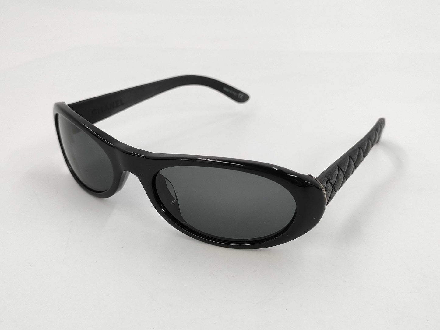  CHANEL 5129-Q Leather and Plastic Sunglasses Matelasse Black with Dust Bag and Case c501/87 54□19 Sunglasses