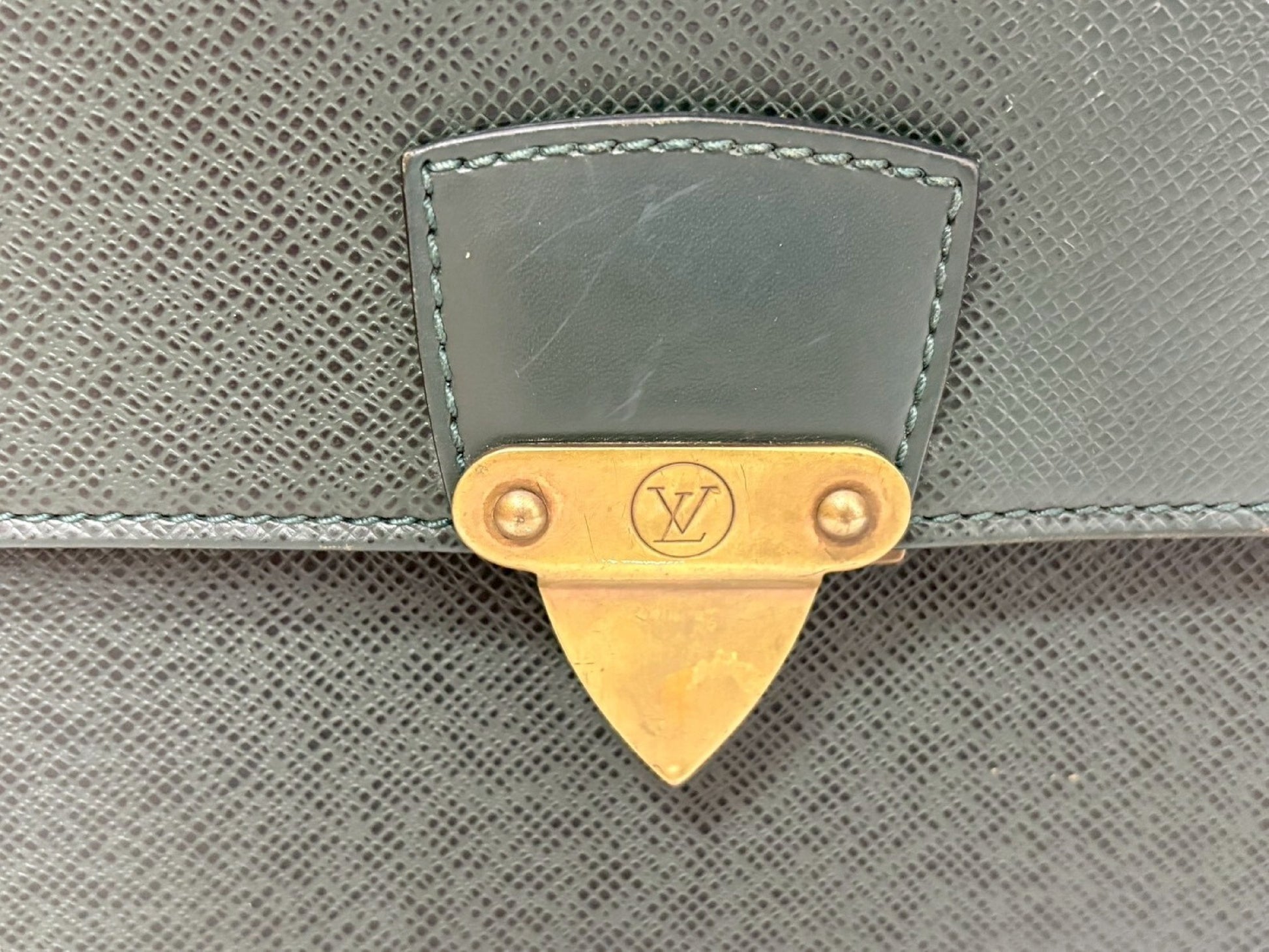 LOUIS VUITTON Moscova Business Bag