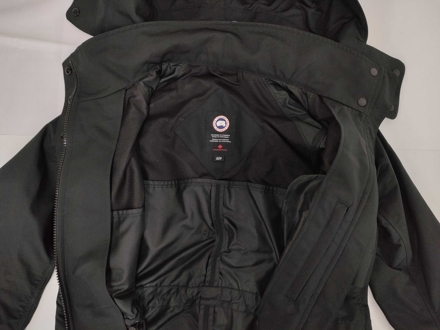 CANADA GOOSE Black Down Jacket XS Jacket