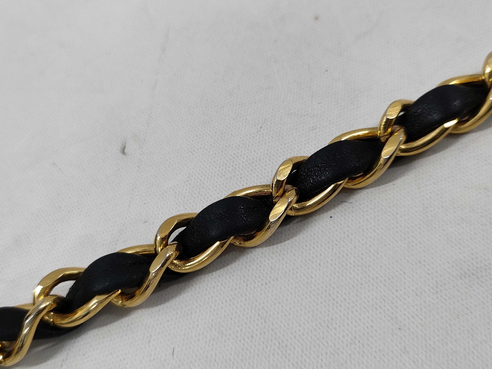 CHANEL Circle Black No. 1 Shoulder Bag