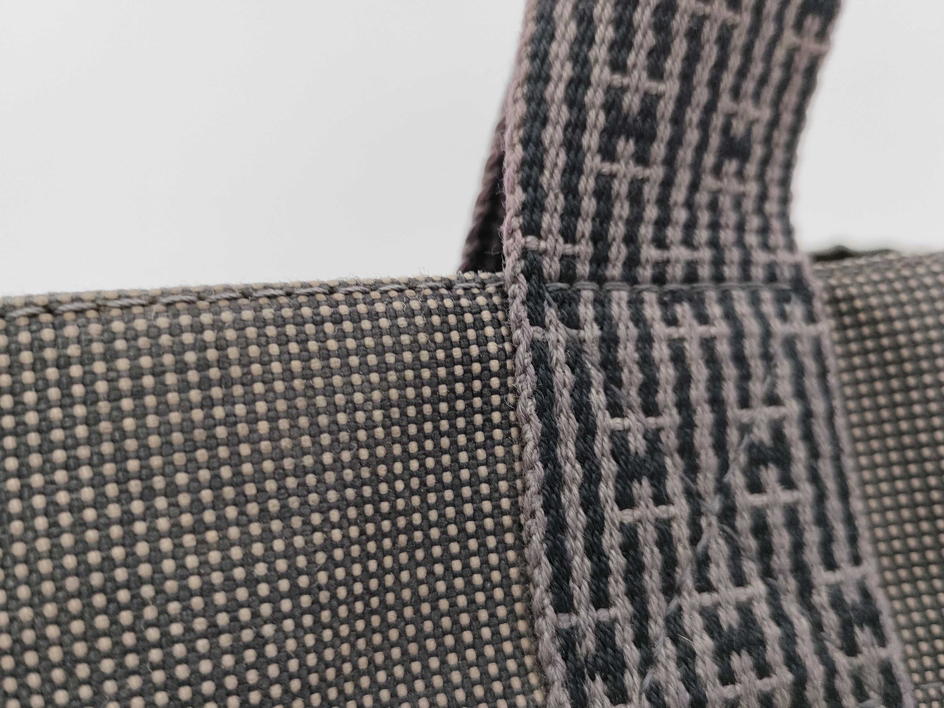 HERMES Air Line Tote MM Gray Tote Bag