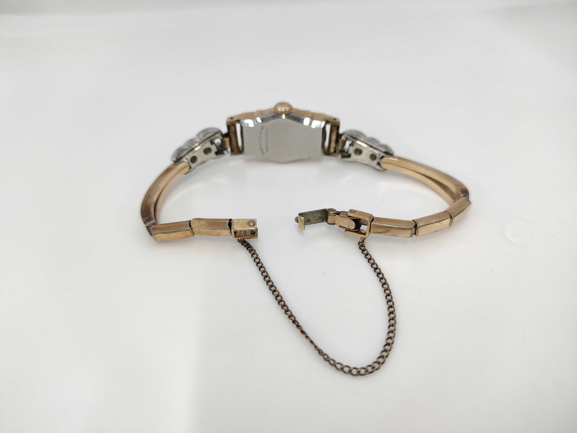 Hebreuss Hand-Wound Women's Watch