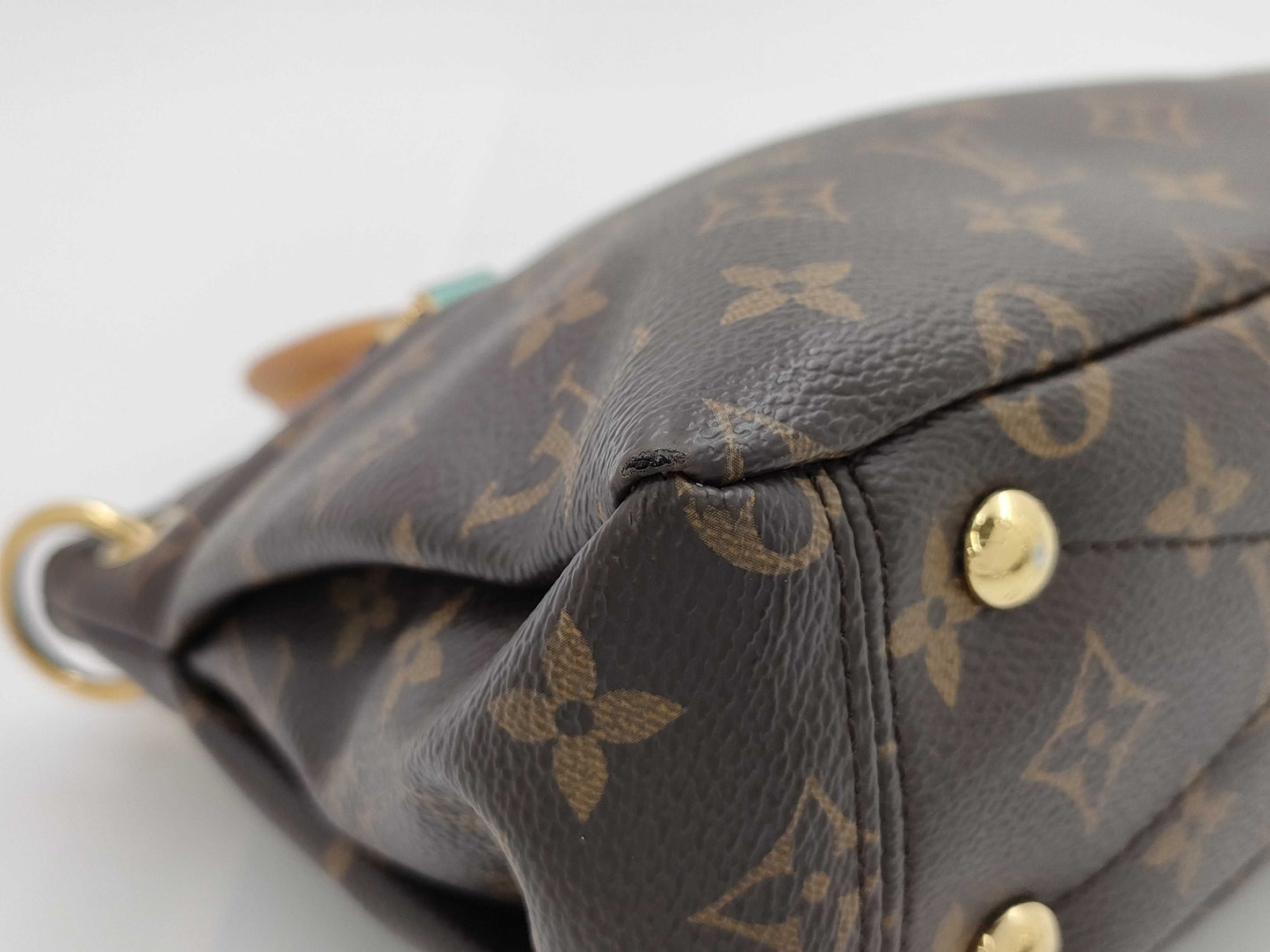 LOUIS VUITTON Pallas handbag