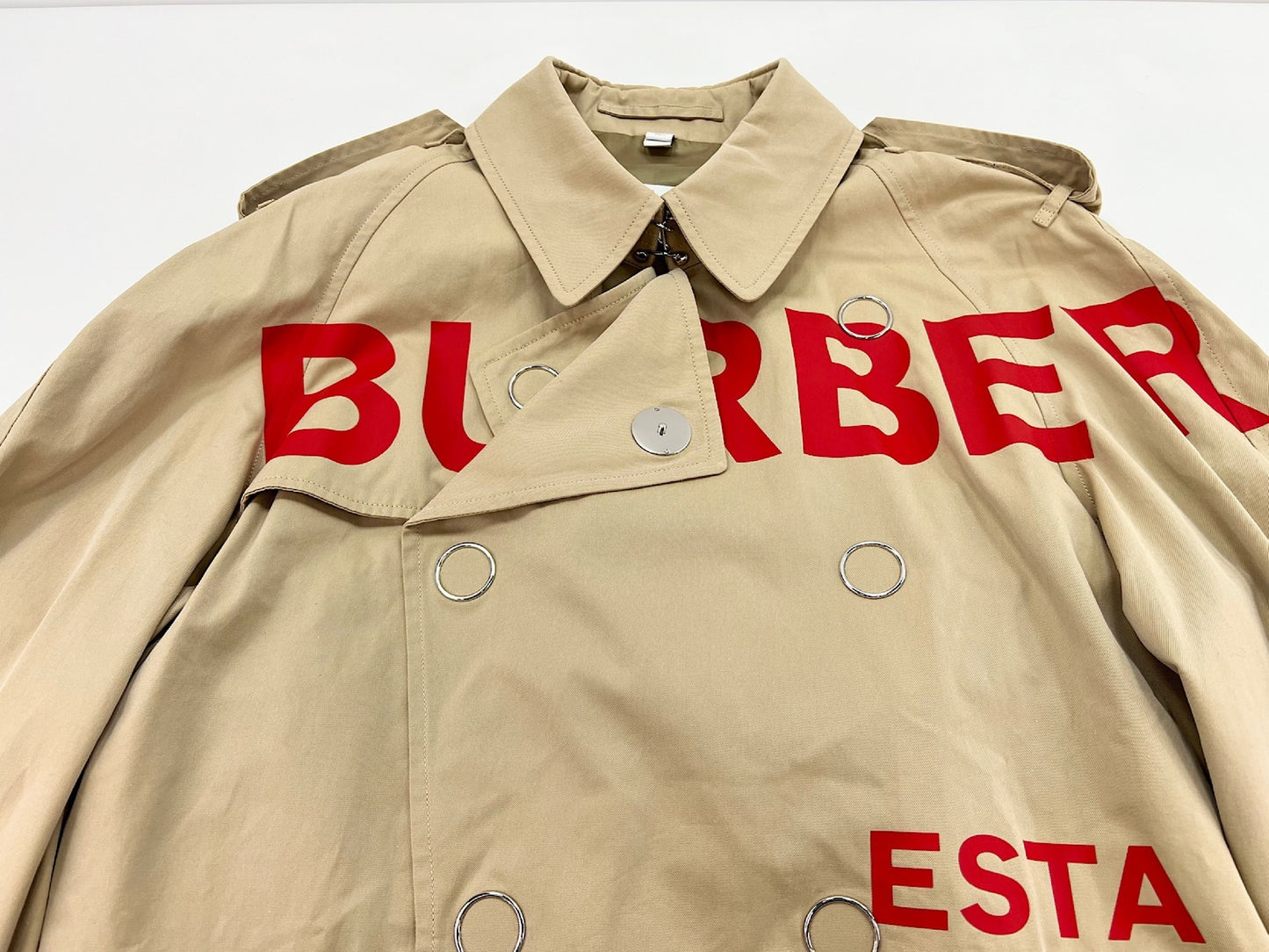 BURBERRY Horseferry Print Trench Coat, Size 46, Cotton Beige, Red