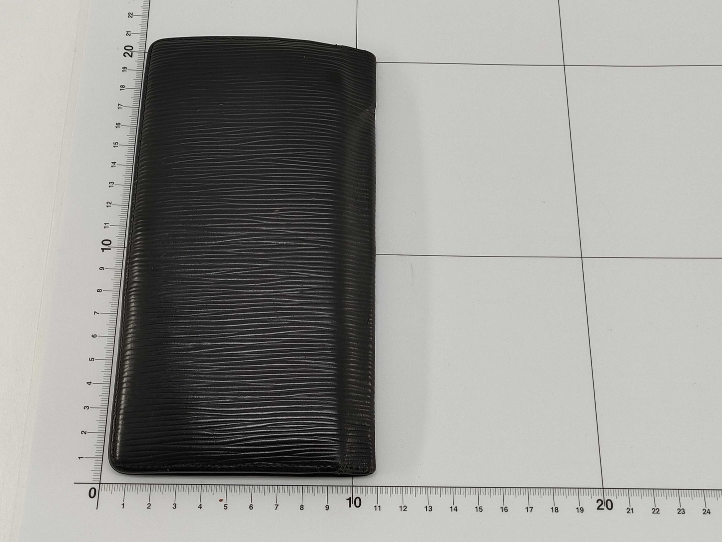 LOUIS VUITTON Epi Louis Vuitton Epi Folding Wallet