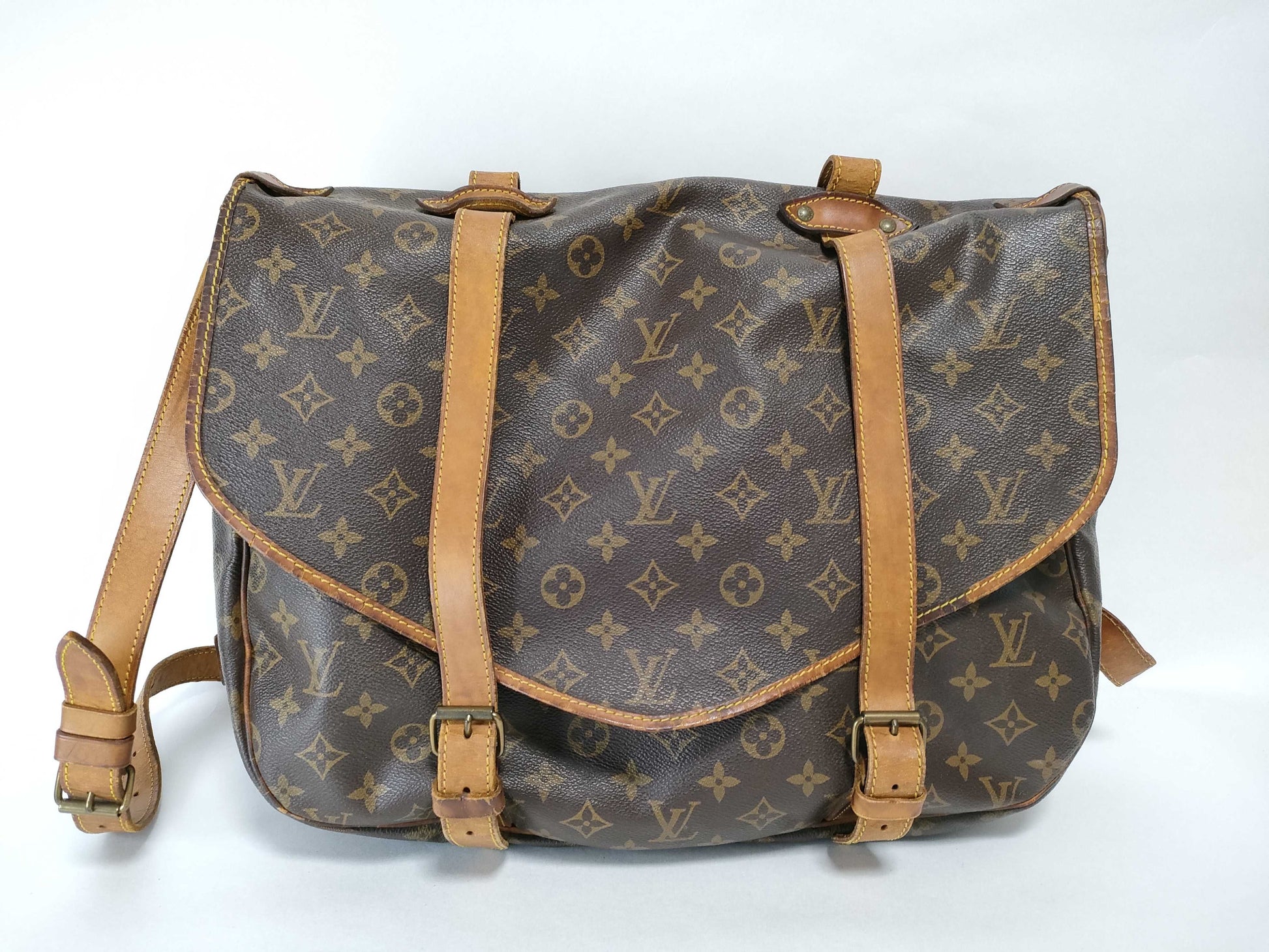 LOUIS VUITTON Monogram Saumur Shoulder Bag