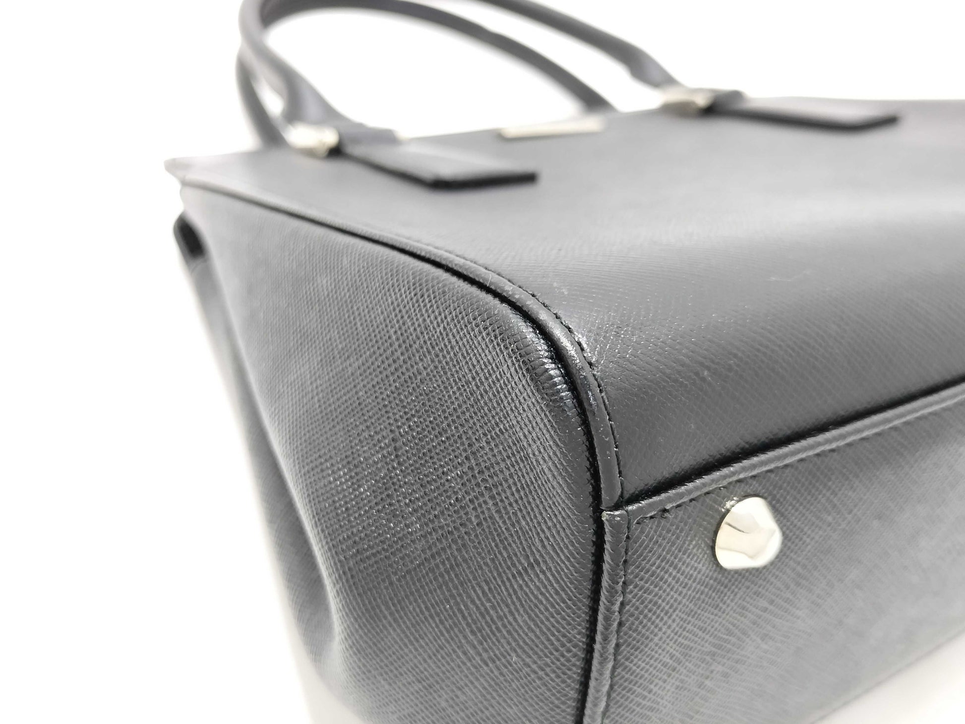 BURBERRY All Leather Handbag Handbag