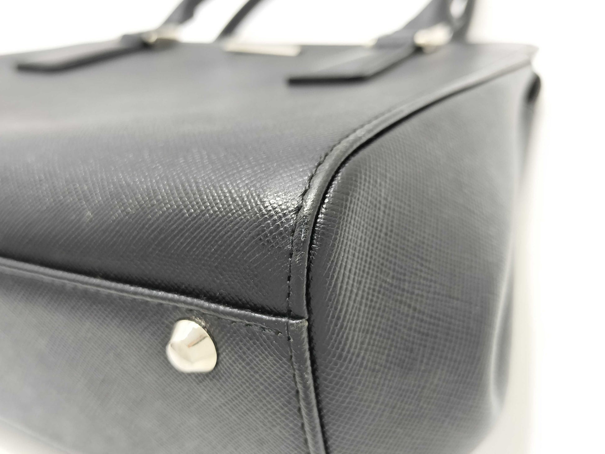 BURBERRY All Leather Handbag Handbag