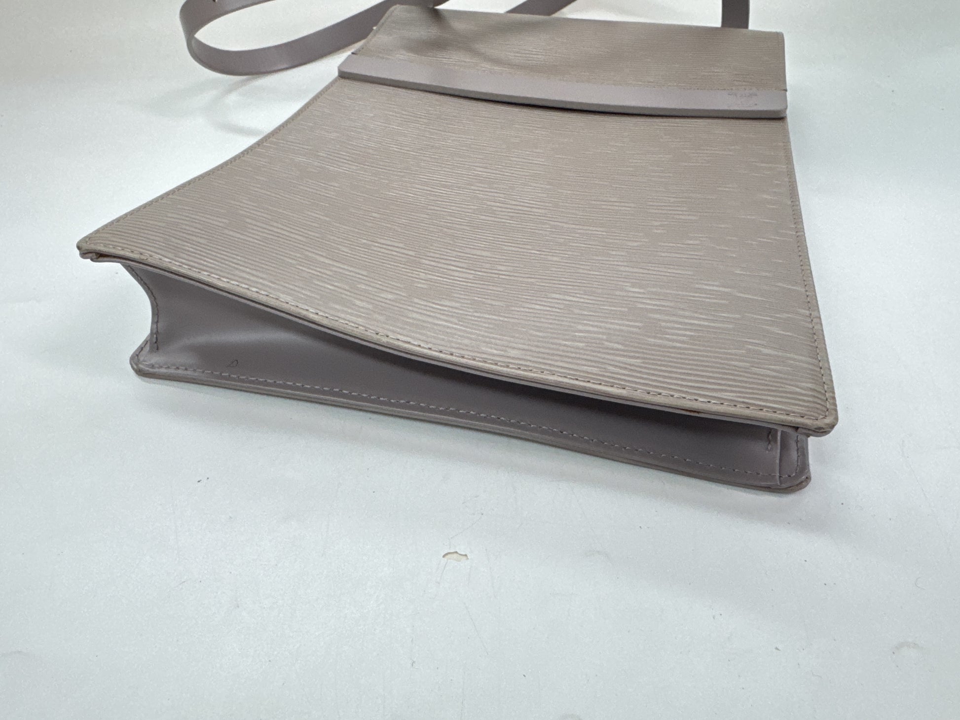 LOUIS VUITTON Epi Shoulder Bag