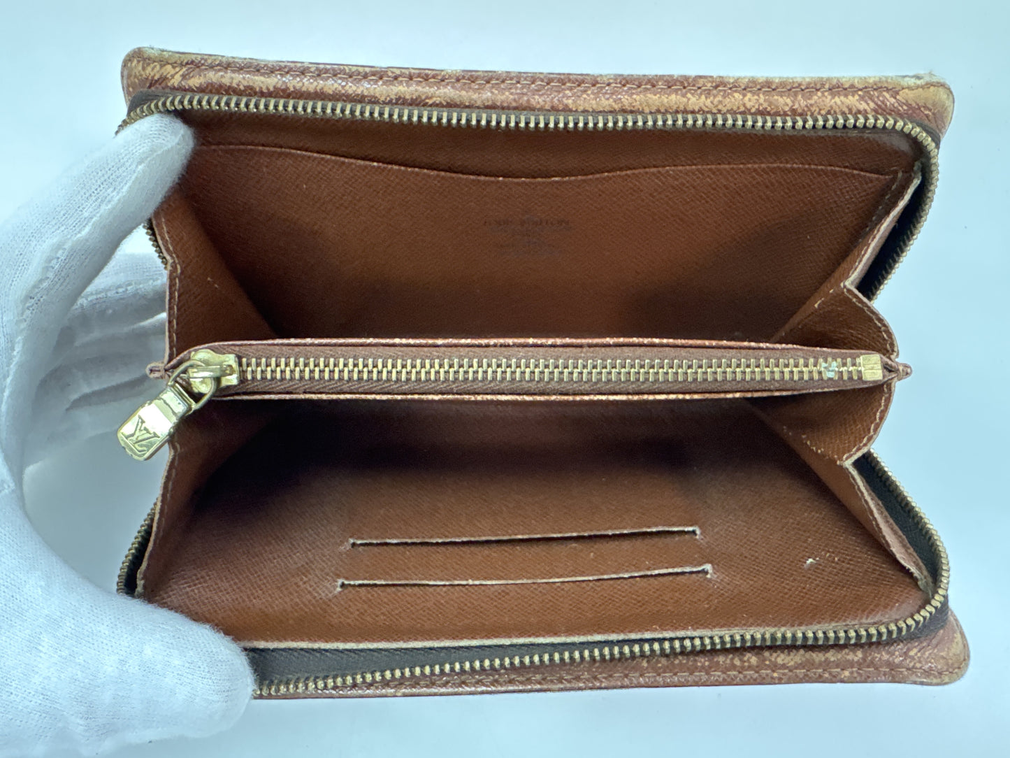LOUIS VUITTON Louis Vuitton Monogram Wallet
