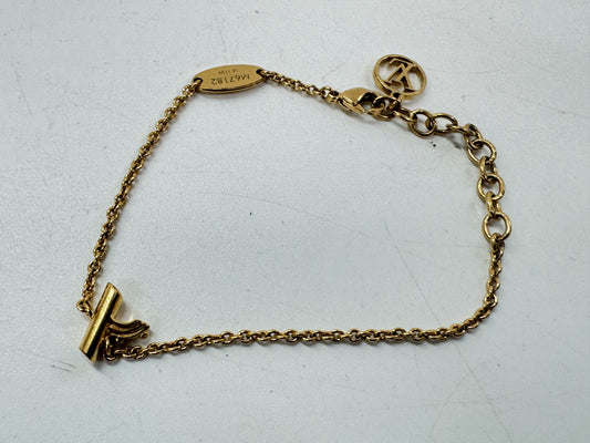 LOUIS VUITTON LV&ME Y Motif Bracelet LE1129 Bracelet/Bangle