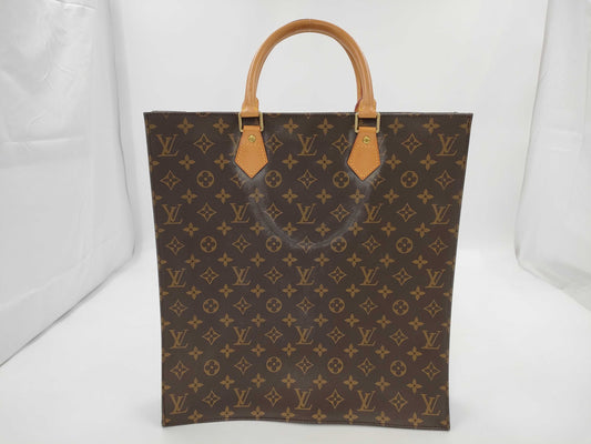 LOUIS VUITTON Monogram Sac Plat Handbag