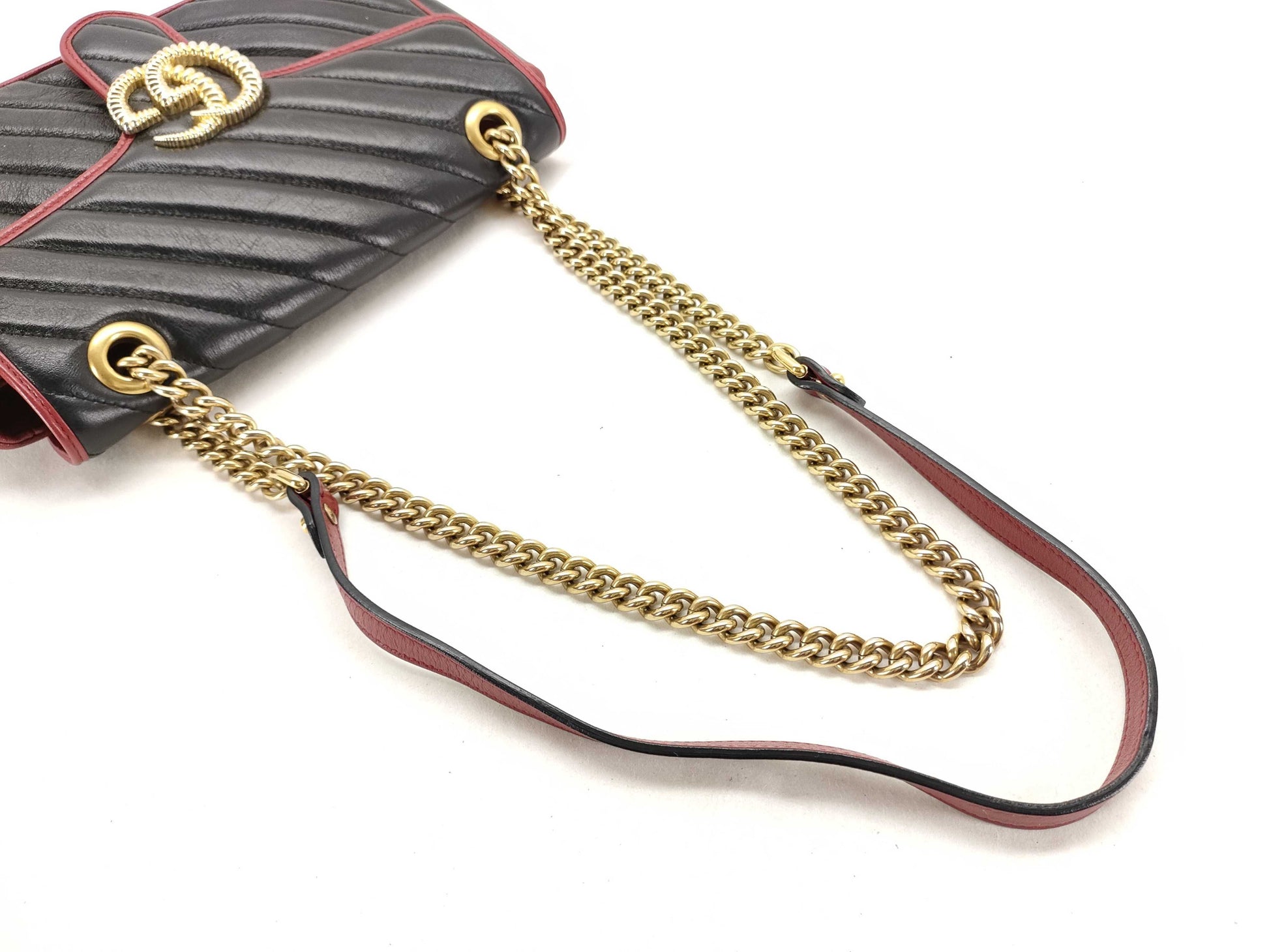 GUCCI Marmont Chain Shoulder Bag