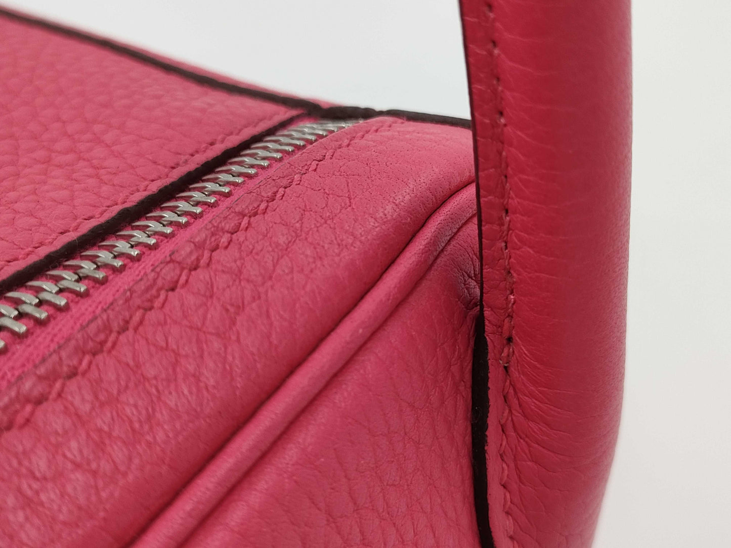 HERMES Lindy 30 Handbag