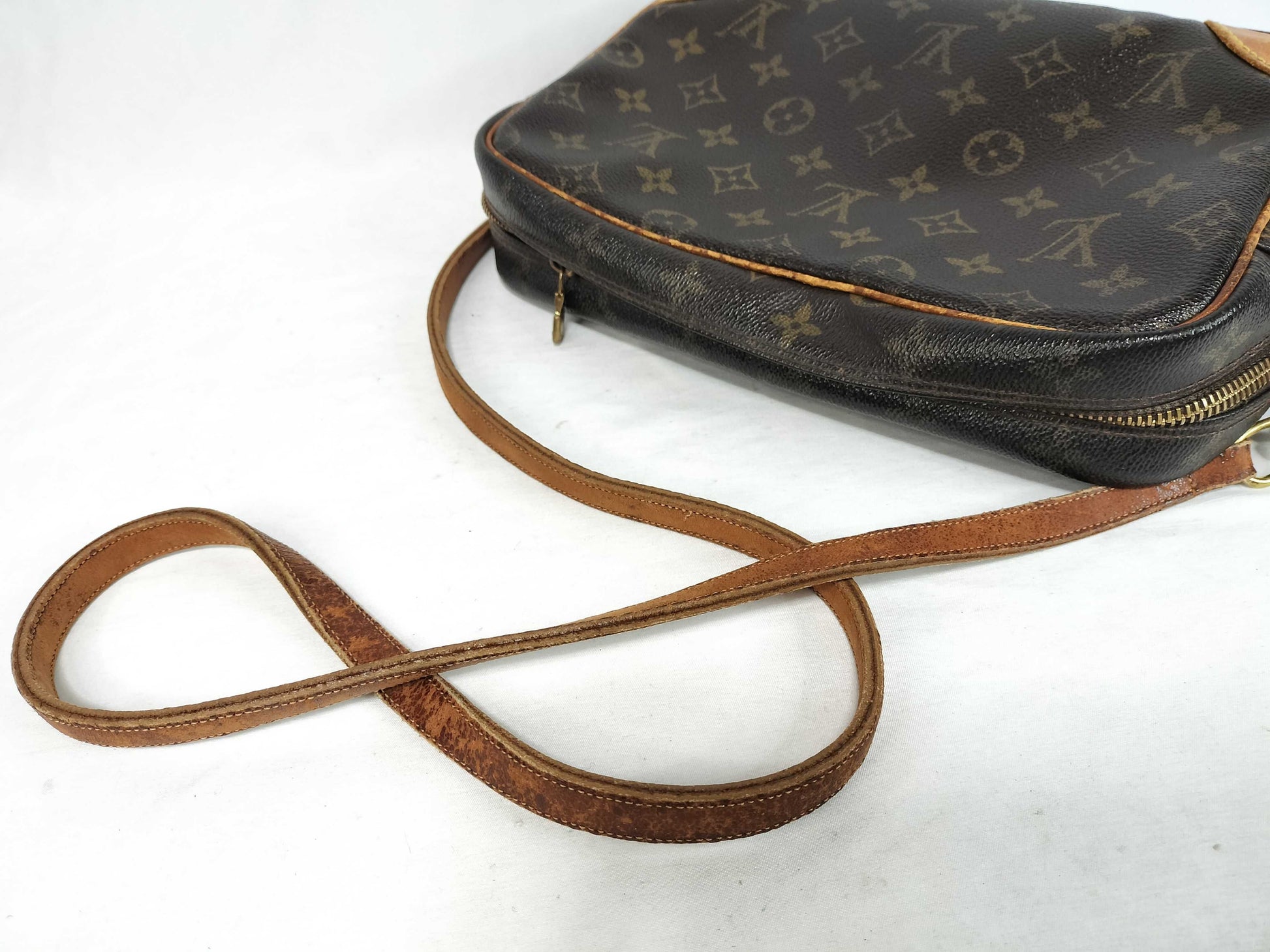 LOUIS VUITTON Monogram Trocadero Shoulder Bag