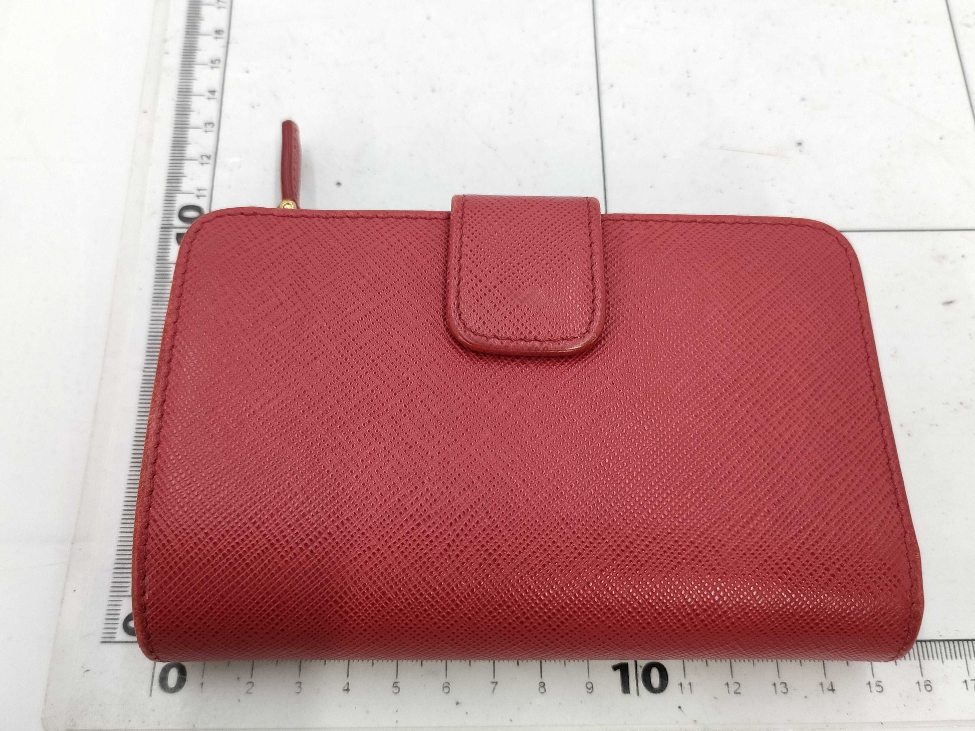 PRADA Saffiano wallet