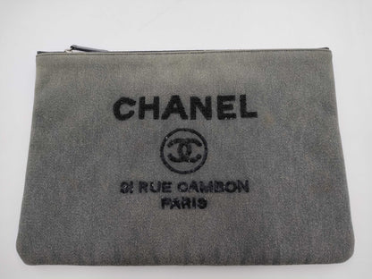 CHANEL CHANEL Deauville Clutch Bag