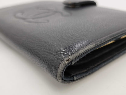 CHANEL Caviar Skin Wallet