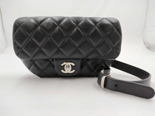 CHANEL CHANEL Matelasse Shoulder Bag