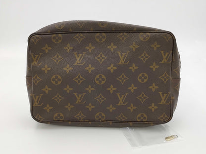 GUCCI Louis Vuitton Monogram Truth Wallet 26 Pouch 