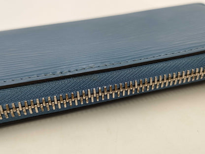 LOUIS VUITTON Epi Clemence Wallet in Blue Jean UB0159