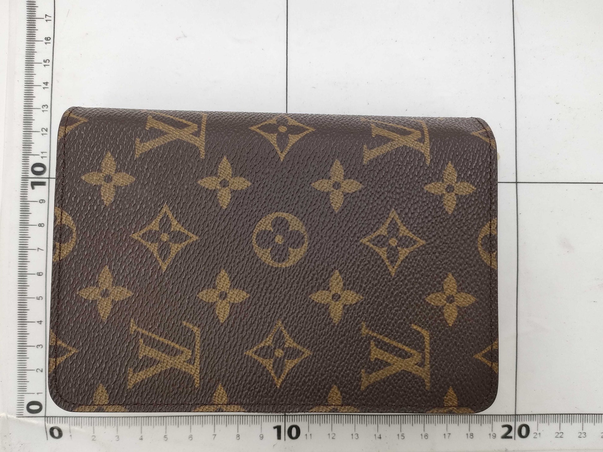 LOUIS VUITTON Monogram Porte Papier Zip Wallet SP0070