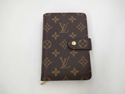 LOUIS VUITTON Monogram Porte Papier Zip Wallet SP0070