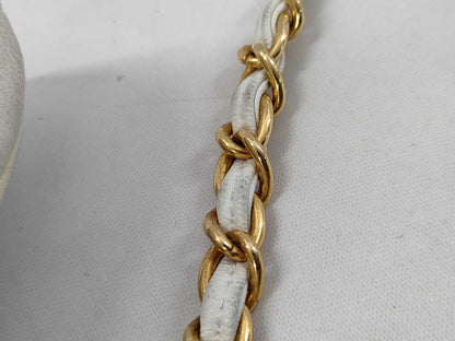 CHANEL Matelasse Shoulder Bag White Shoulder Bag