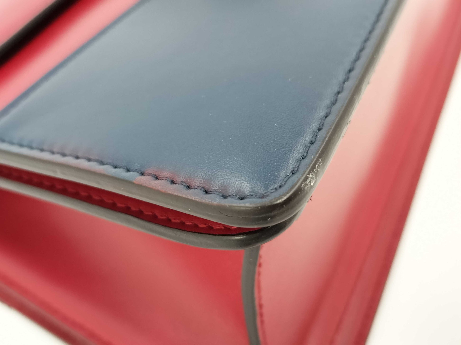 GUCCI Gucci Queen Shoulder Bag Shoulder Bag