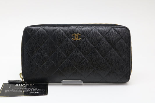 CHANEL Caviar Skin Coco Mark Zippy Wallet
