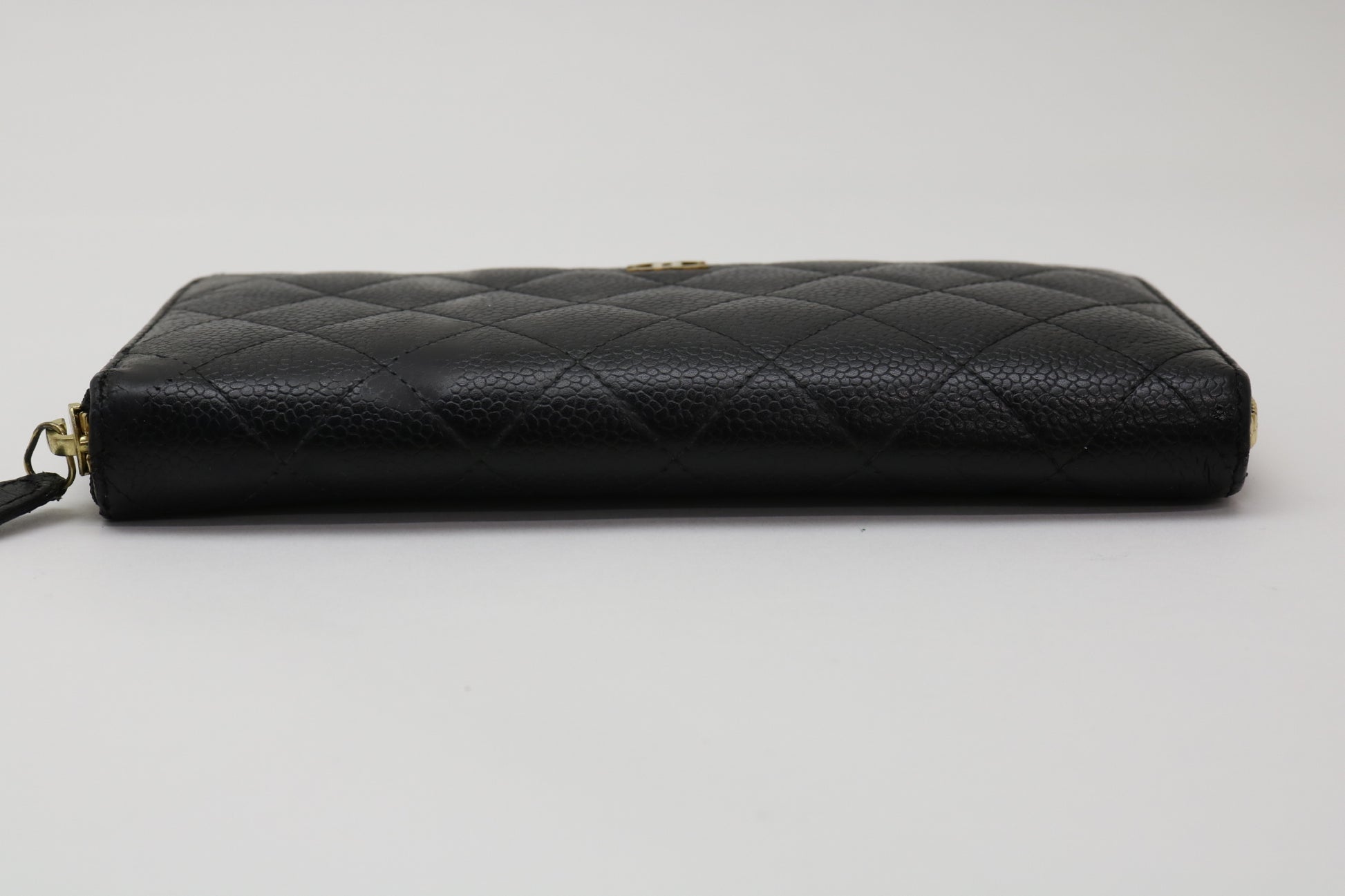 CHANEL Caviar Skin Coco Mark Zippy Wallet