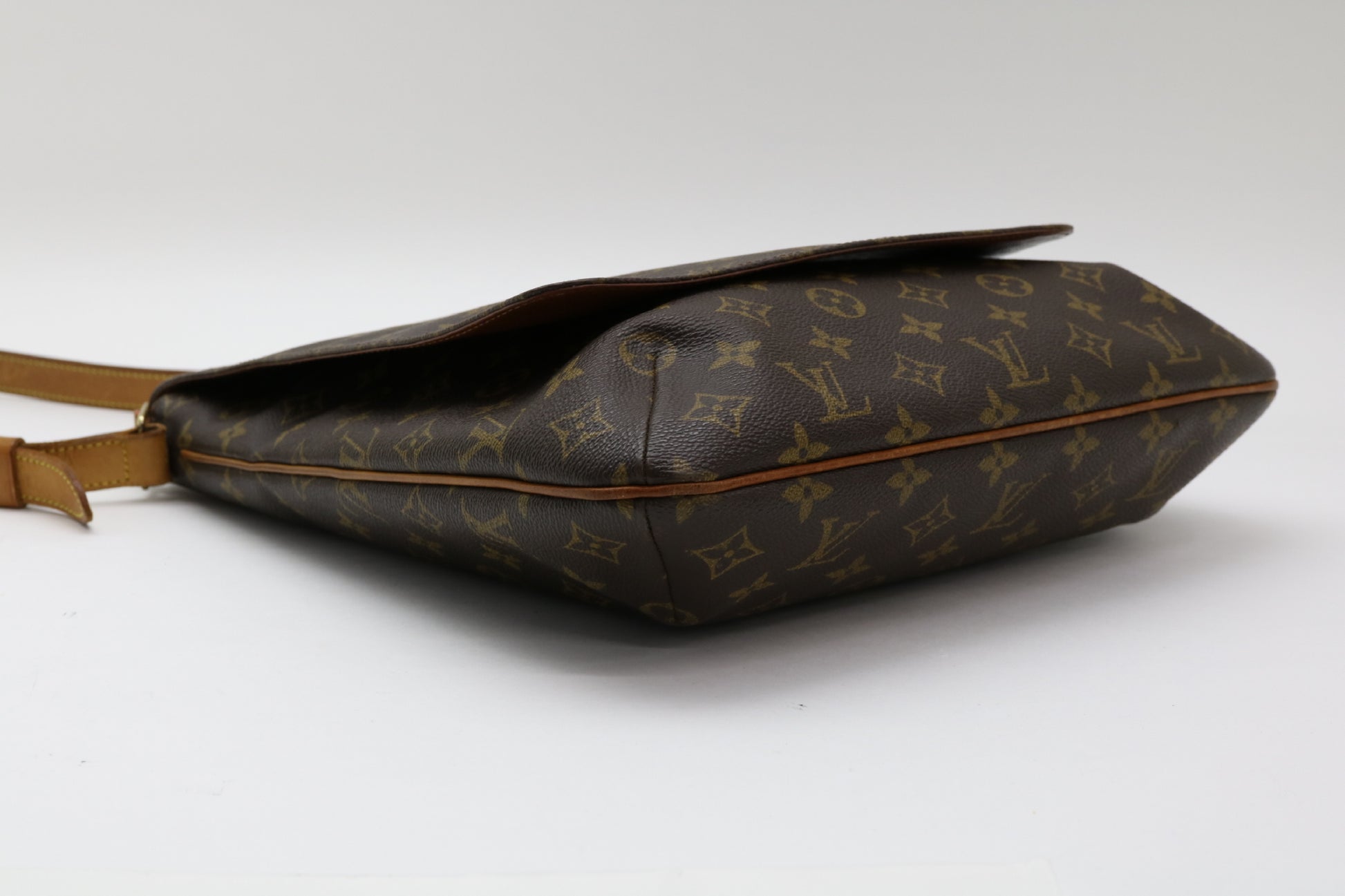 LOUIS VUITTON Monogram Musette Shoulder Bag