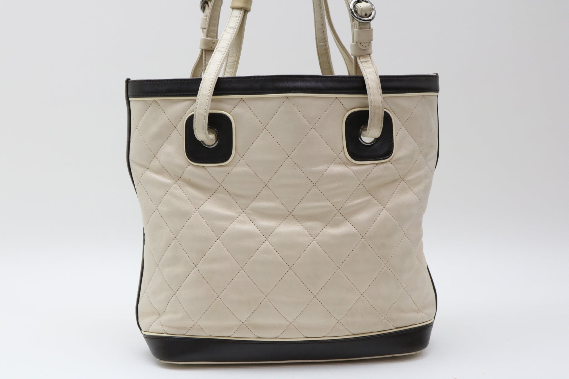 CHANEL Matelasse Tote Bag