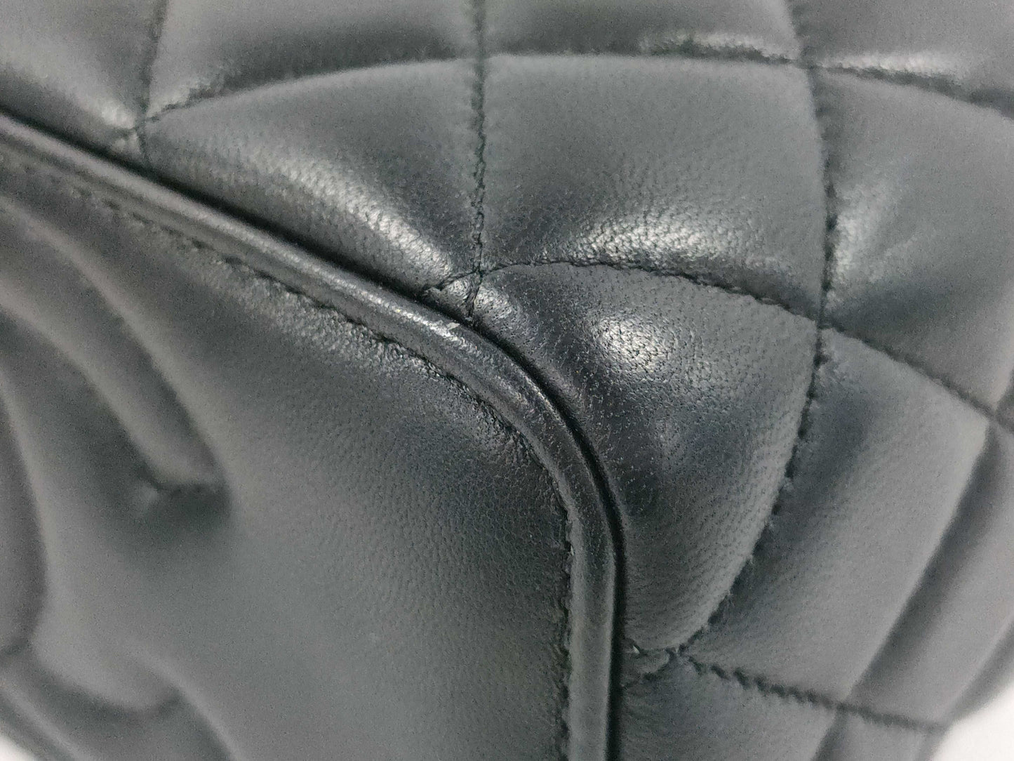 CHANEL Coco Mark Matelasse Lambskin Heart Chain Mini Vanity Bag Black Shoulder Bag