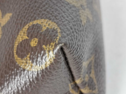 LOUIS VUITTON Monogram Louis Vuitton Monogram Pouch Pouch