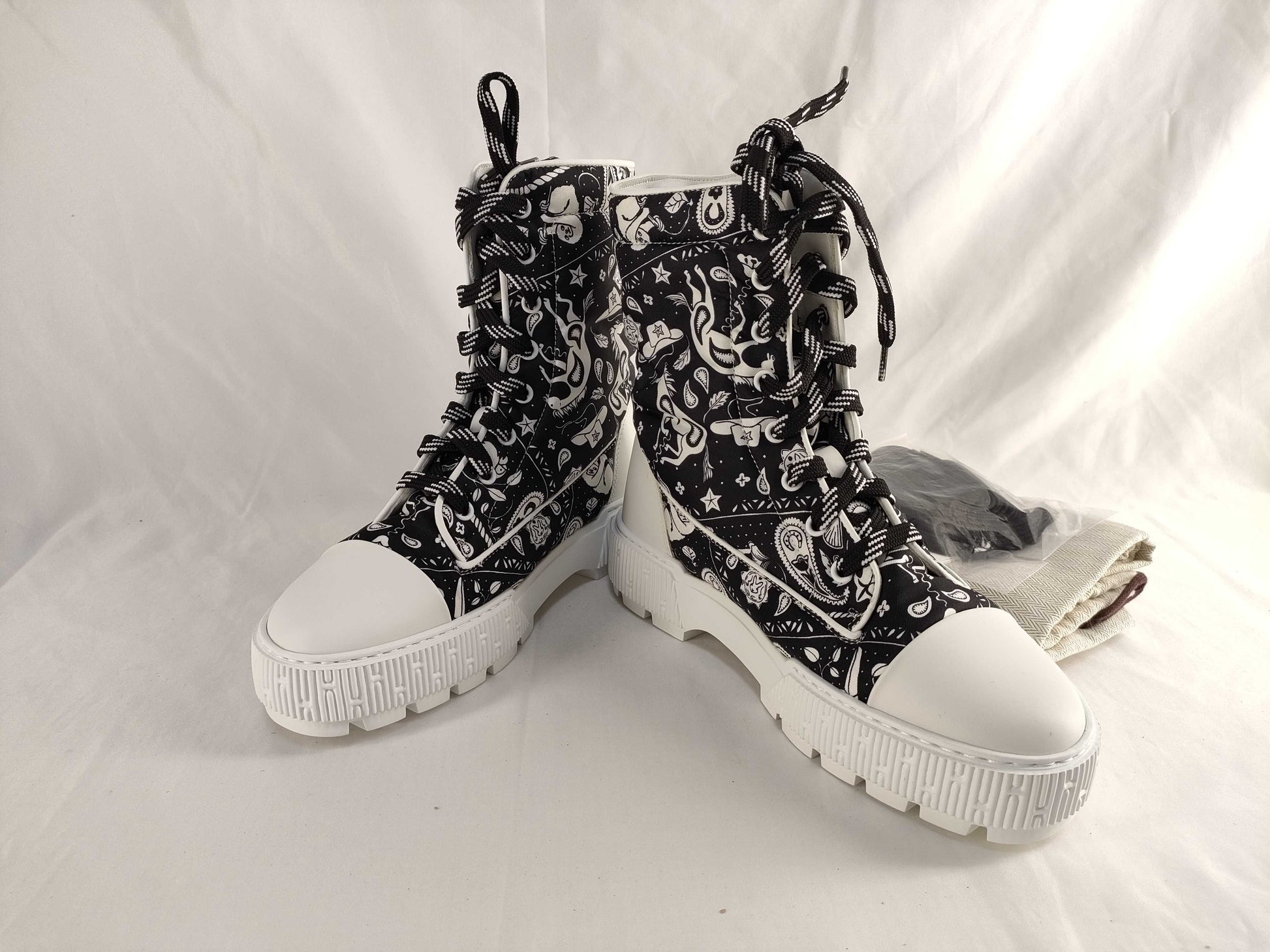 HERMES H241173Z Short Boots Fresh Panda with Spare Laces Other Shoes