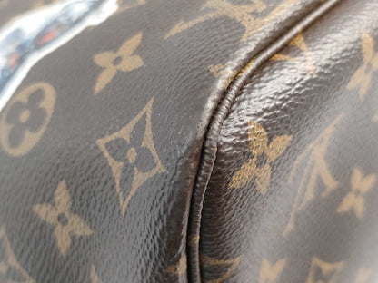 LOUIS VUITTON Neverfull MM Shoulder Tote Bag