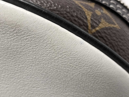 LOUIS VUITTON Louis Vuitton Boite Chapeau Souple Shoulder Bag