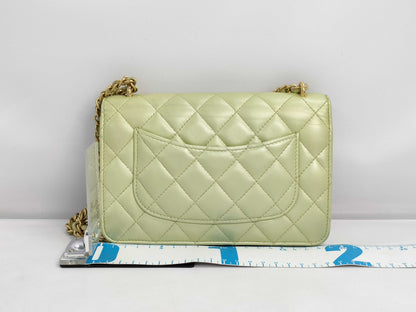 CHANEL Matelasse Shoulder Bag